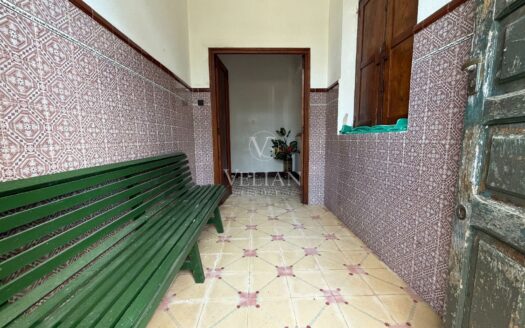 Chalets Independientes · Touro