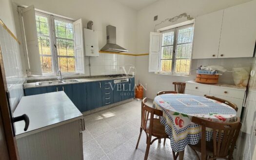 Chalets Independientes · Touro