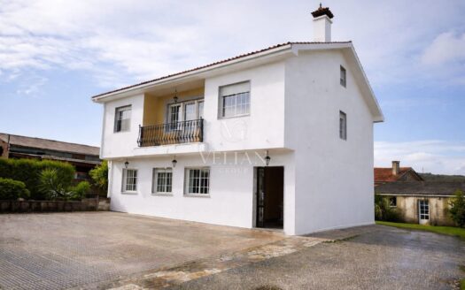 Chalets Independientes · Boqueixon