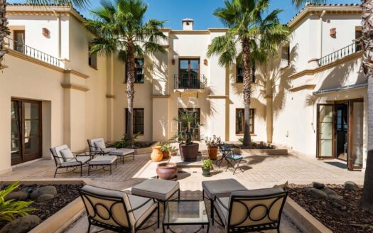 Chalets Independientes · Estepona