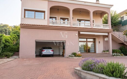 Chalets Independientes · Vilanova Del Valles