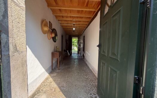 Chalets Independientes · A Estrada