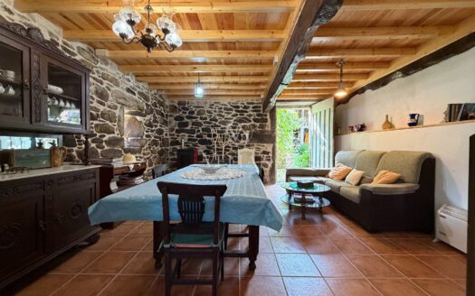 Chalets Independientes · A Estrada