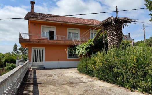Chalets Independientes · Ponteceso
