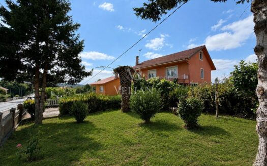 Chalets Independientes · Ponteceso