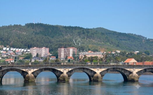 Áticos · Pontevedra