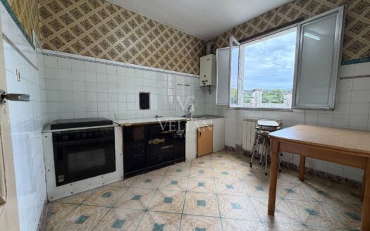 Gran oportunidad en Rianxo: casa independiente con amplia parcela