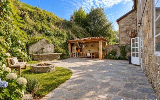 Encantadora casa pareada con finca y patio rústico a 12 km de Santiago de Compostela