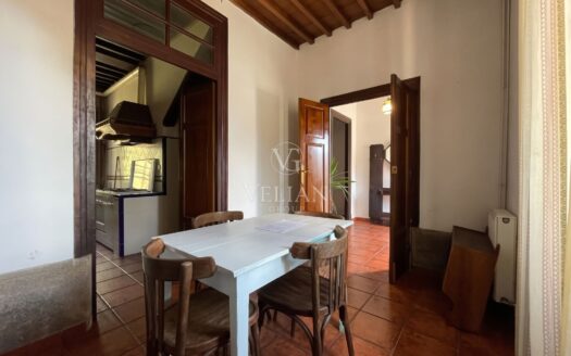 Encantadora casa pareada con finca y patio rústico a 12 km de Santiago de Compostela