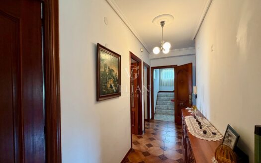 Chalets Independientes · Ponteceso
