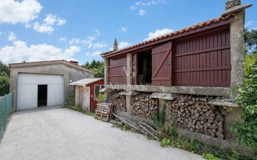 Chalets Independientes · A Baña