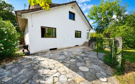 Chalets Independientes · Vila De Cruces