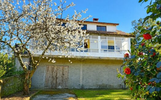 Chalets Independientes · Vila De Cruces