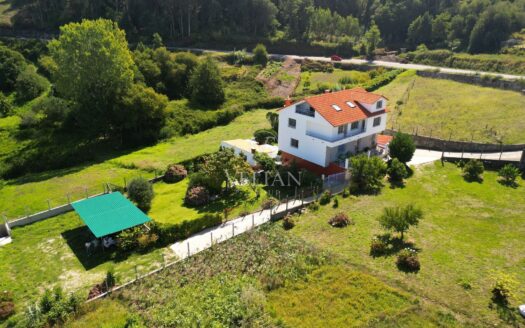 Chalets Independientes · Bueu