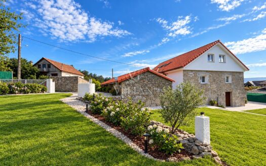 Chalets Independientes · Vilaboa