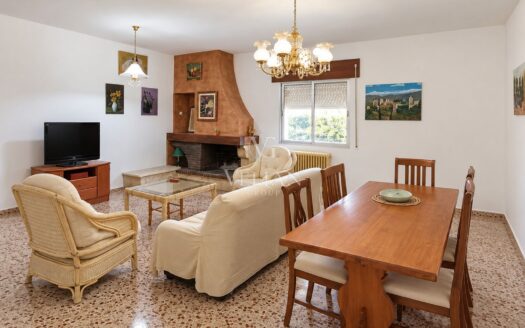 Chalets Independientes · Gojar