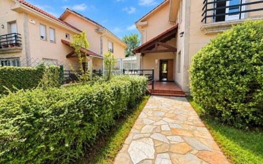 Chalets Independientes · Santiago De Compostela