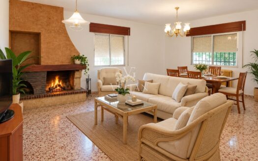 Chalets Independientes · Gojar