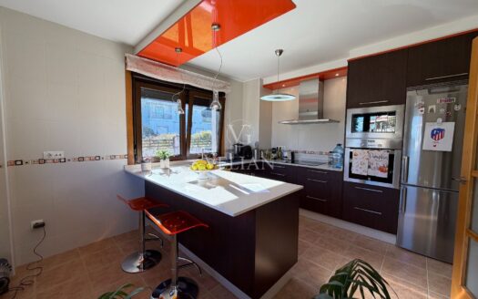 Chalets Independientes · Teo