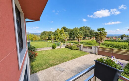 Chalets Independientes · Teo