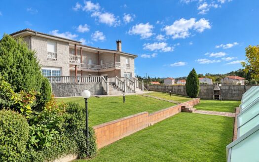 Chalets Independientes · Santiago De Compostela
